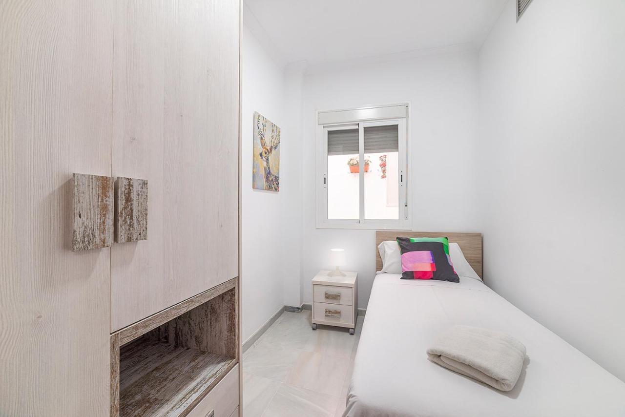 Alohamundi Feria Appartement Sevilla Buitenkant foto