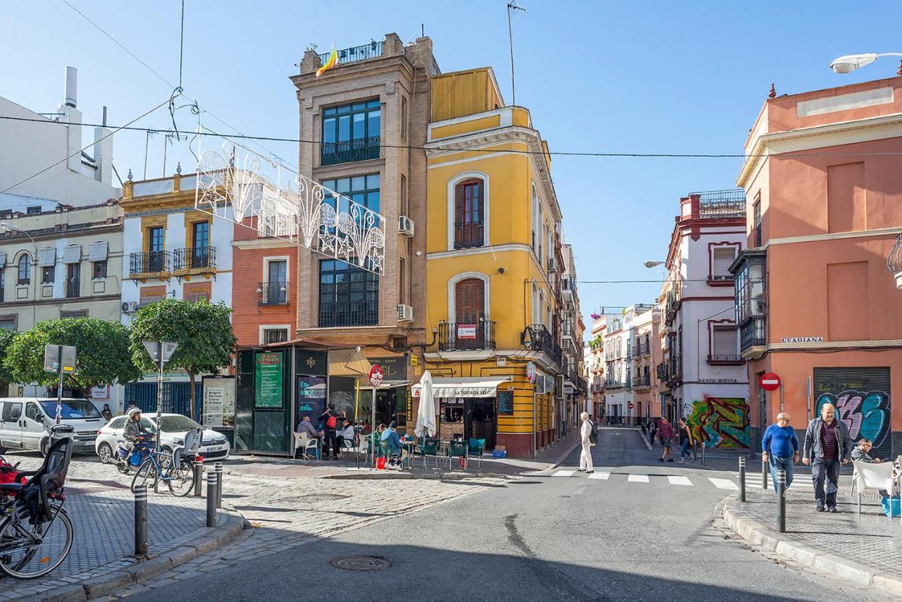 Alohamundi Feria Appartement Sevilla Buitenkant foto