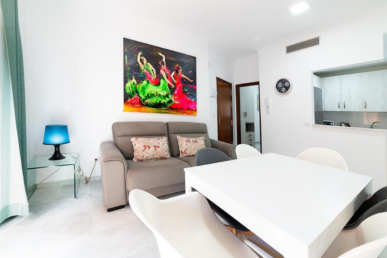 Alohamundi Feria Appartement Sevilla Buitenkant foto