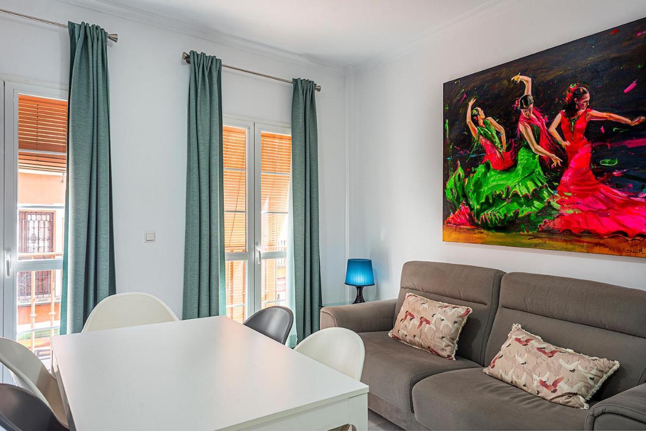Alohamundi Feria Appartement Sevilla Buitenkant foto